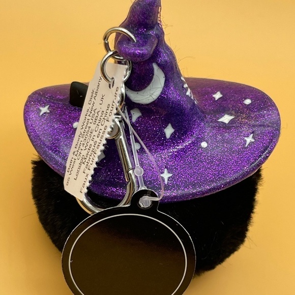 GLOW-IN-THE-DARK BLACK CAT POM
PocketBac Holder w free Pocketbac Sani - Picture 6 of 9